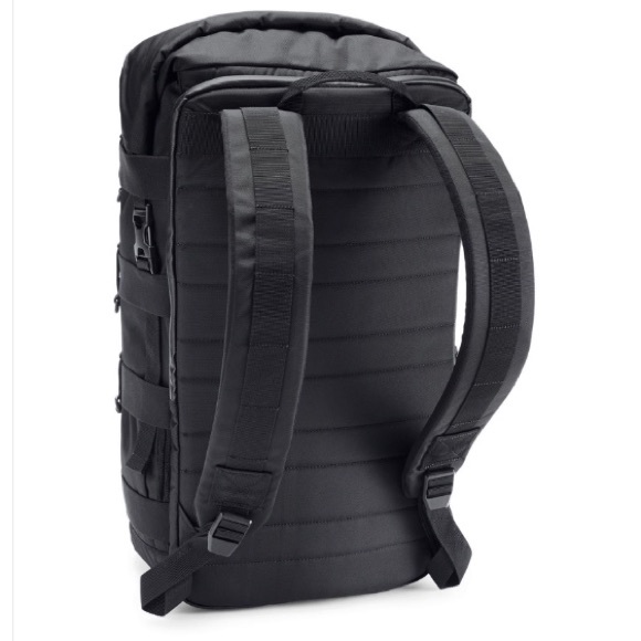 Under Armour UA Pursuit of Victory Gear Bag - Picture 2 of 7